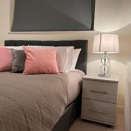ווטפורד Amazing 2 Bed 2 Bath Private Apartment מראה חיצוני תמונה