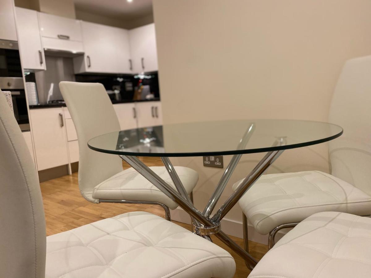 ווטפורד Amazing 2 Bed 2 Bath Private Apartment מראה חיצוני תמונה