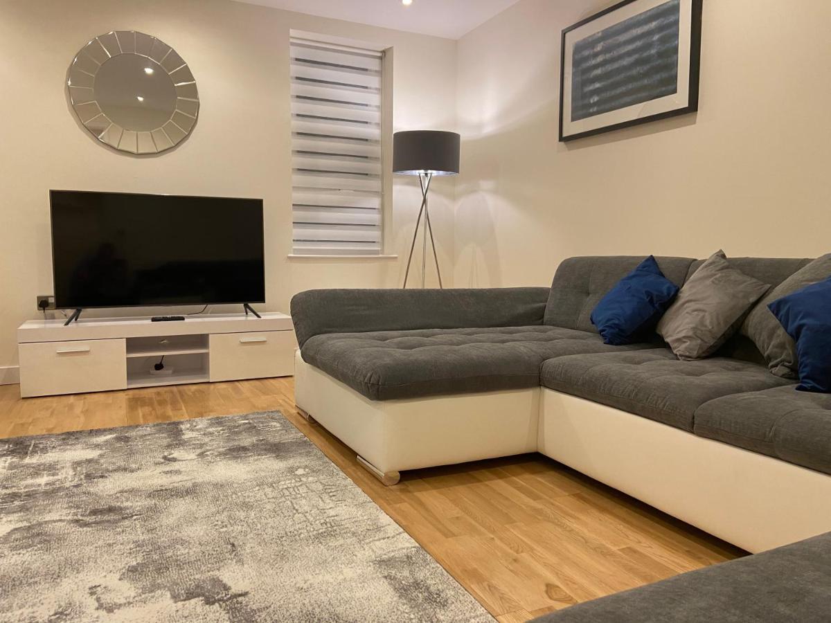 ווטפורד Amazing 2 Bed 2 Bath Private Apartment מראה חיצוני תמונה