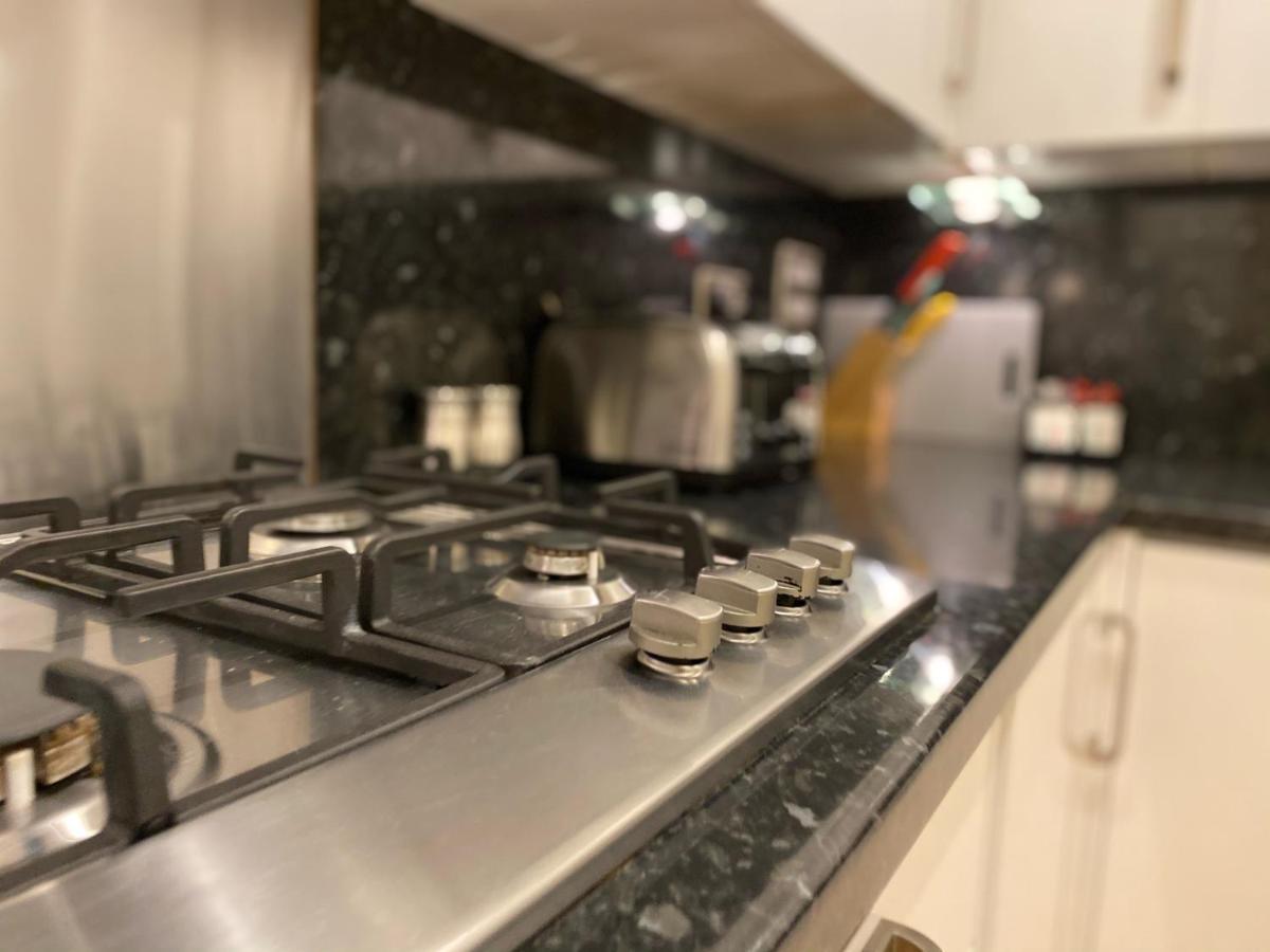 ווטפורד Amazing 2 Bed 2 Bath Private Apartment מראה חיצוני תמונה